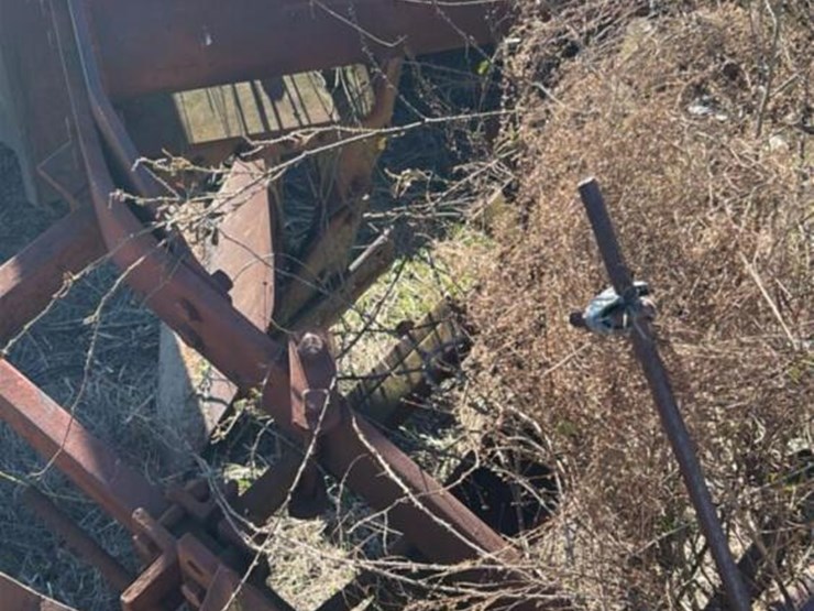 bottom-plow-image-12