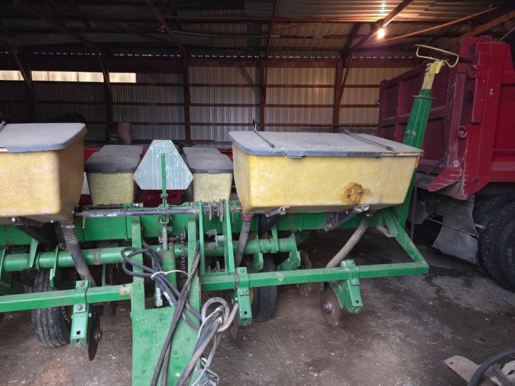 john-deere-7000-image-7