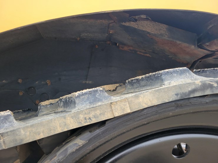 1998-cat-45-track-tractor-image-27