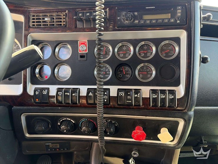 2012-kenworth-t800-image-20