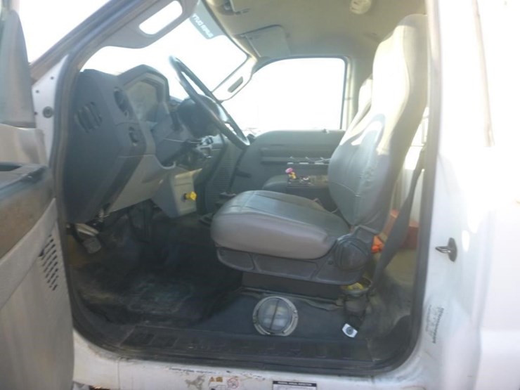 2015-ford-f750-image-10