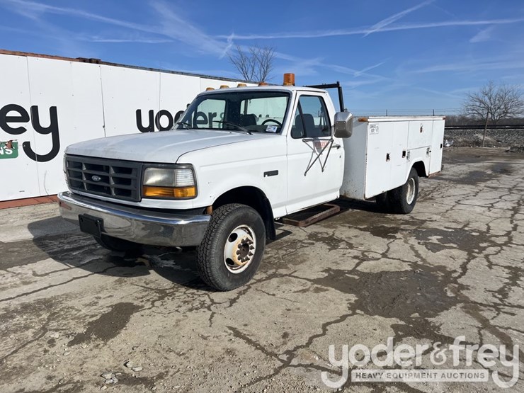 1993-ford-f-super-duty-image-1