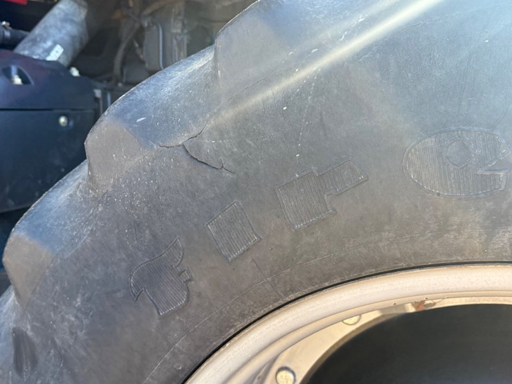 2016-case-ih-magnum-310-image-33