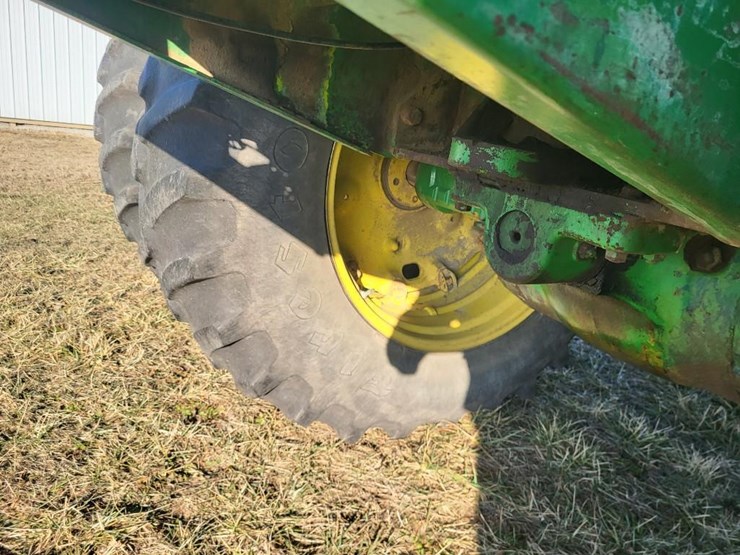john-deere-7520-image-62