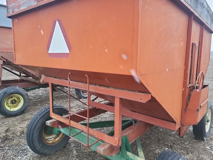 hopper-wagon-w/running-gear-image-19