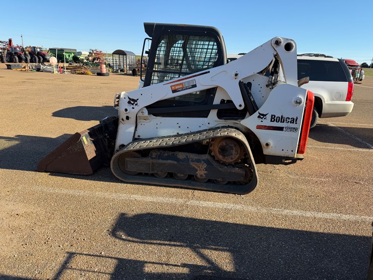 bobcat-t650-image-4