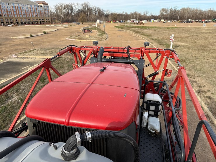 2019-case-ih-patriot-2250-image-29