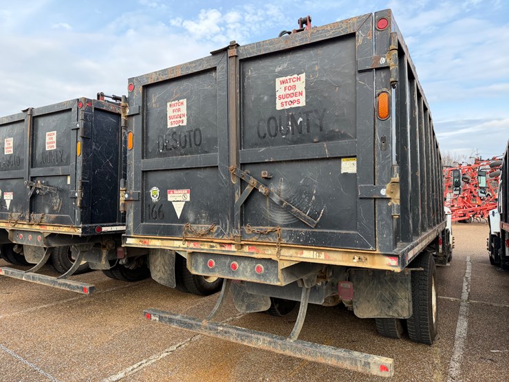 2018-international-durastar-4400-image-6