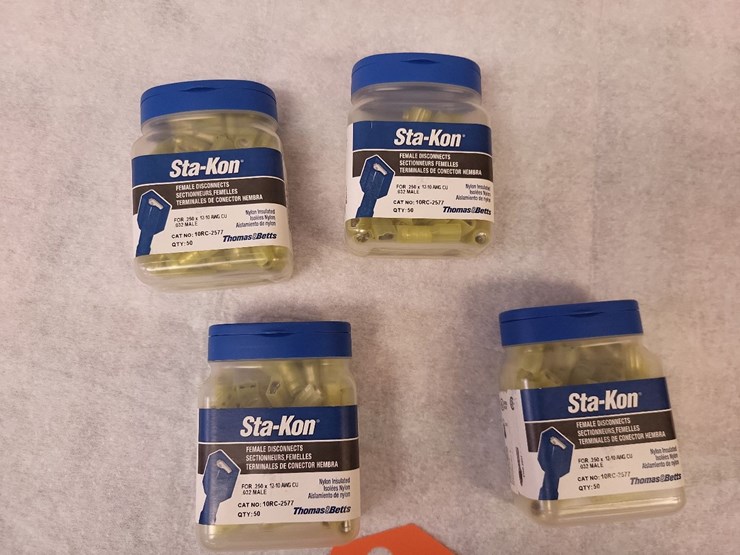 (4)-containers-sta-kon-female-disconnects---tag-#1209-image-3