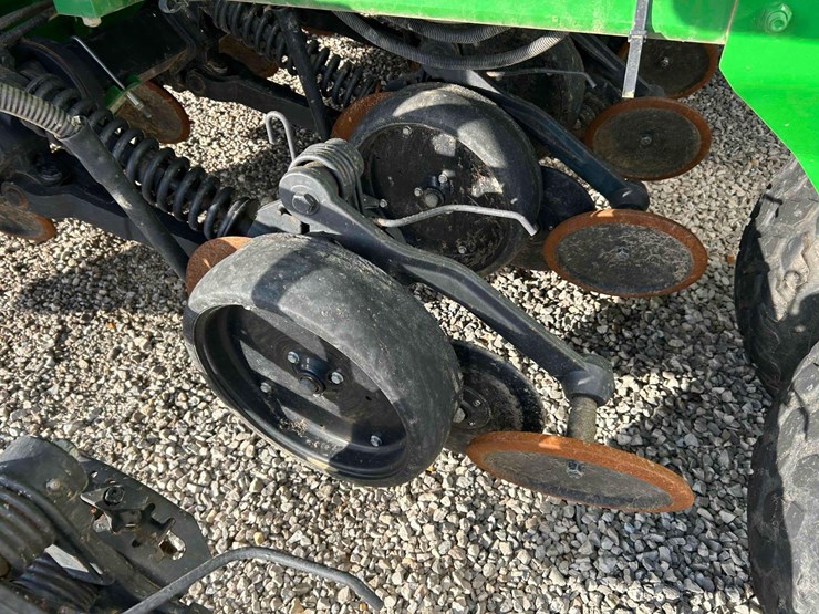 2013-john-deere-1990ccs-image-36