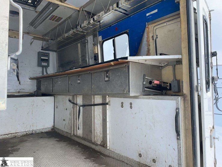 2012-ford-f350-image-30