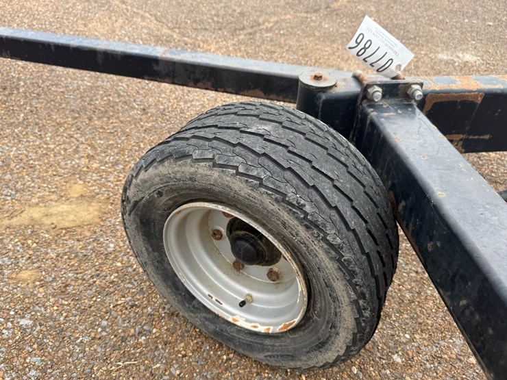 #7786-•-case-ih-head-cart-image-9