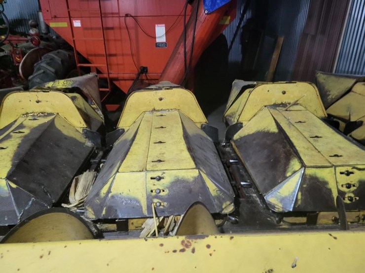 new-holland-974-image-9