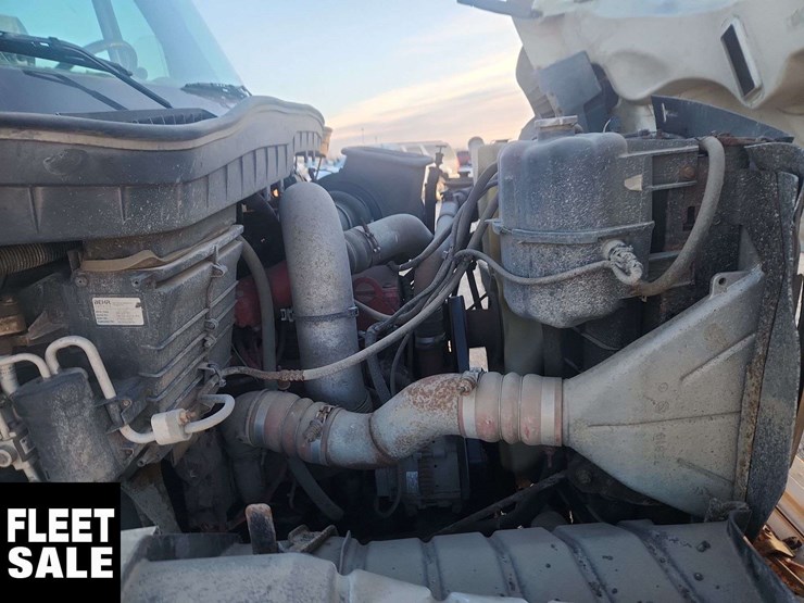 2009-international-workstar-7600-image-29