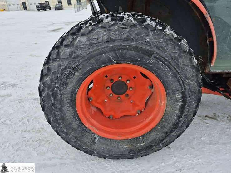 2010-kubota-l5250-d-tractor-image-20