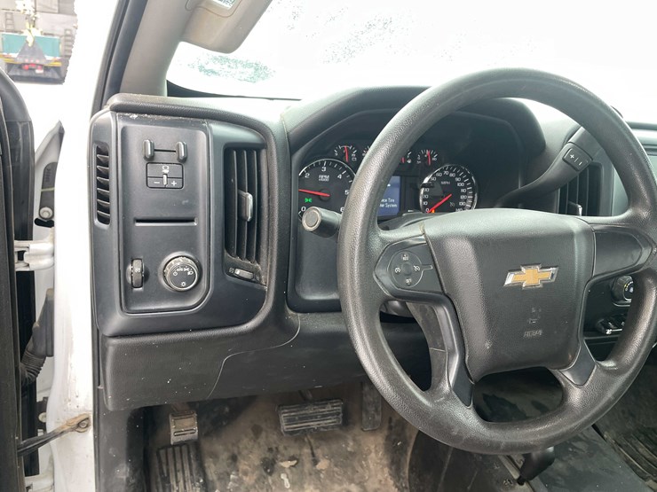 2017-chevrolet-2500-image-50