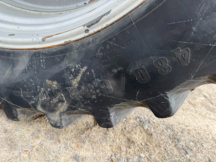 2015-case-ih-340-image-8