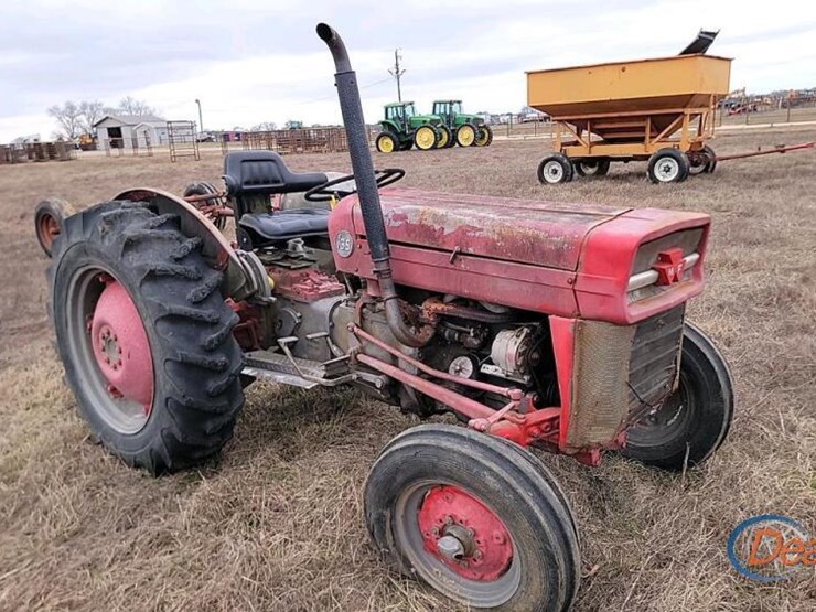 massey-ferguson-135-image-1