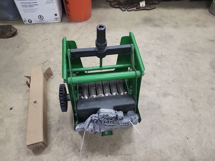 john-deere-1750-image-1