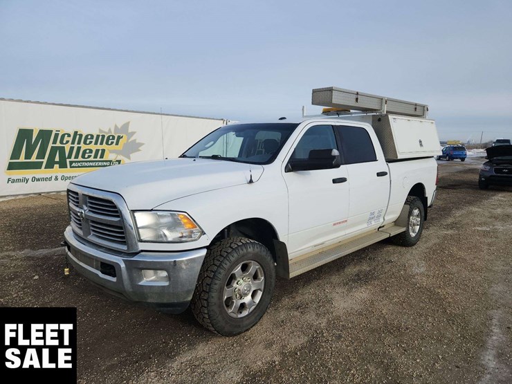 2018-dodge-2500-image-1