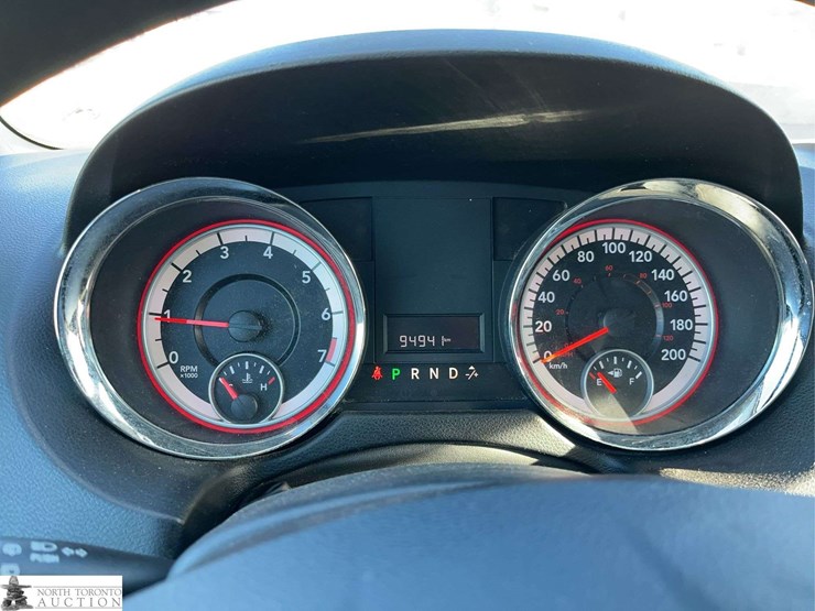 2012-ram-c/v-tradesman-image-18