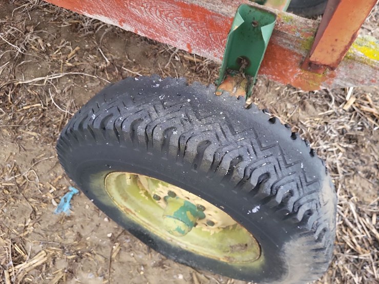 hopper-wagon-w/running-gear-image-18