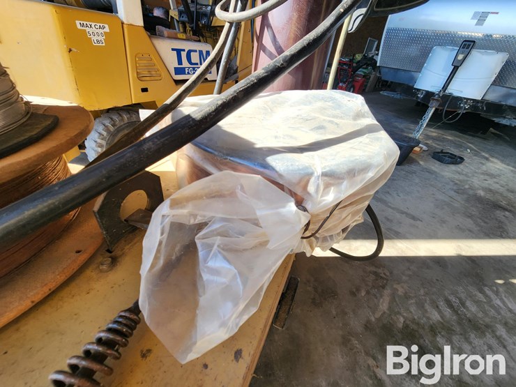 1983-hobart-beta-mig-200-welder-image-13