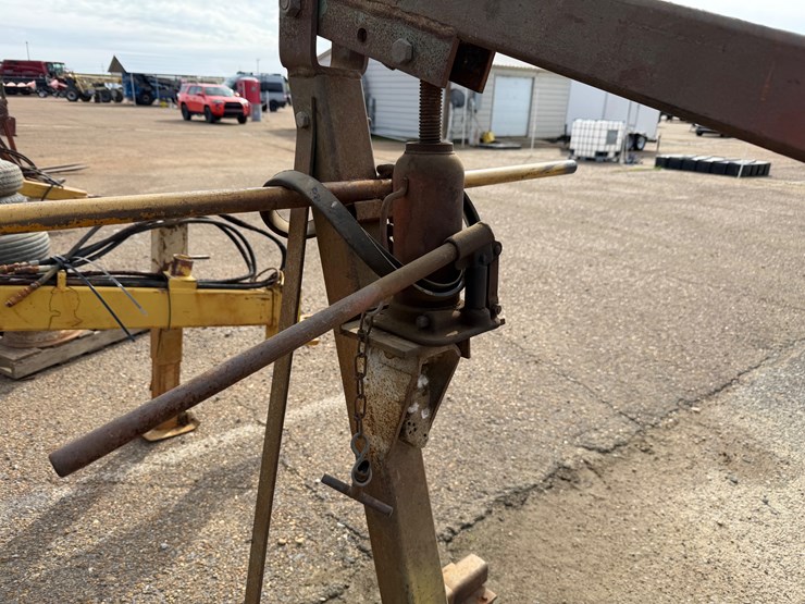 #7839-•-cherry-picker-image-4