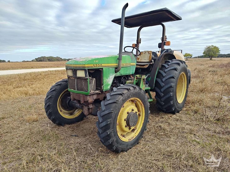 1995-john-deere-5200-image-25