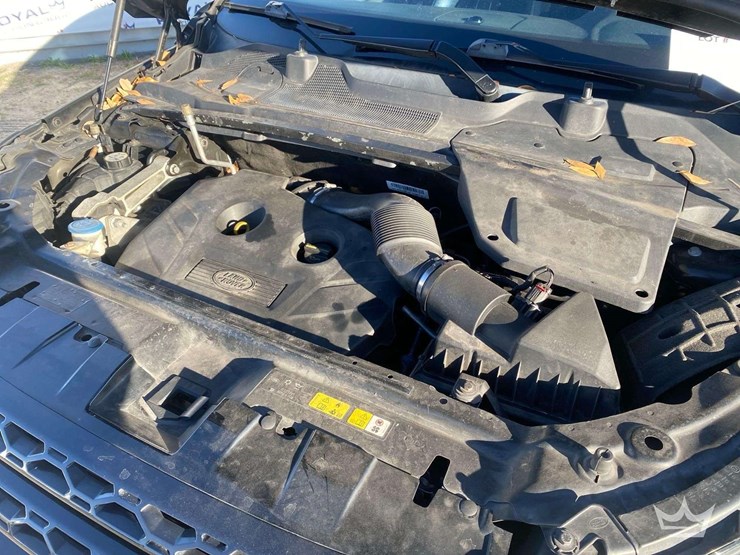 2016-land-rover-discovery-sport-4wd-suv-image-9