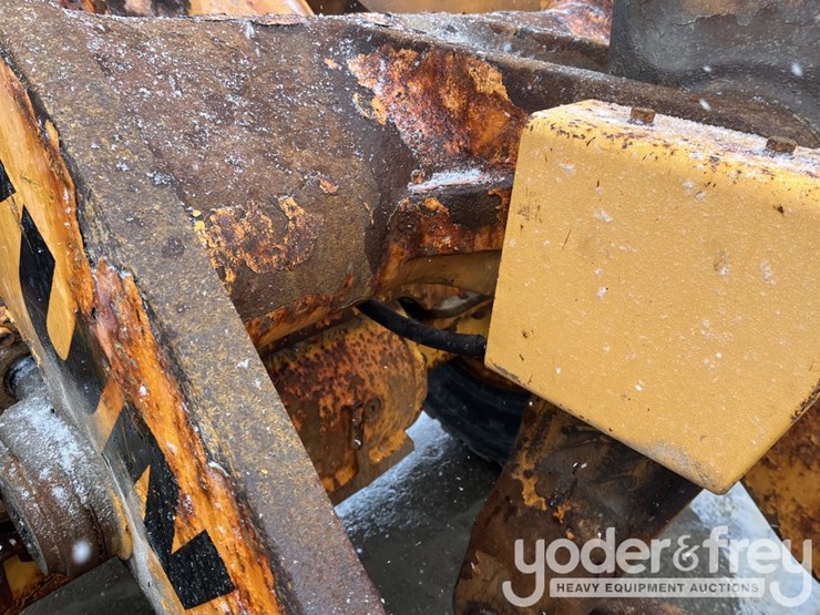 2016-hyundai-hl955-image-36