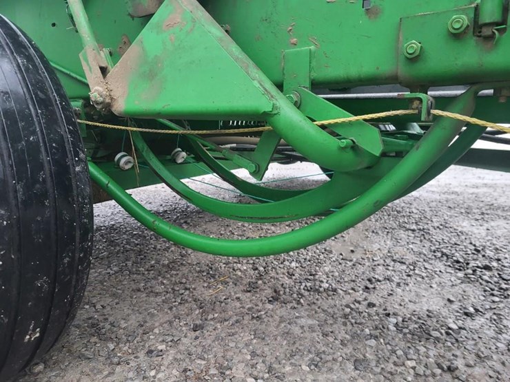 john-deere-348-image-20