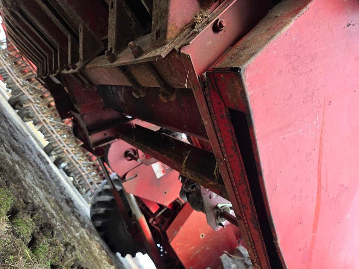 case-ih-1063-image-17