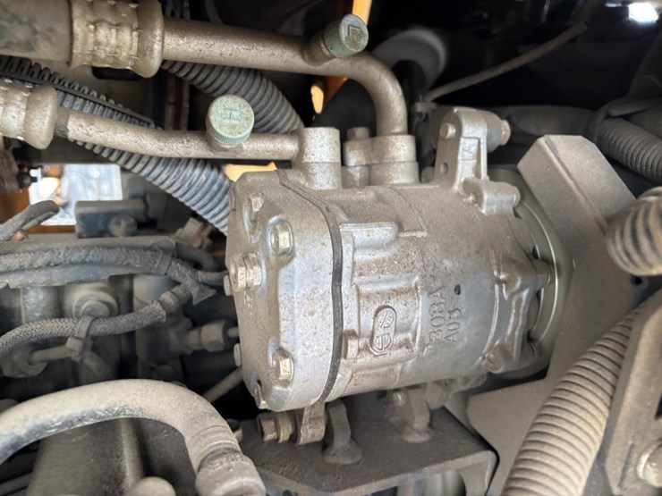 2016-mustang-800z-image-55