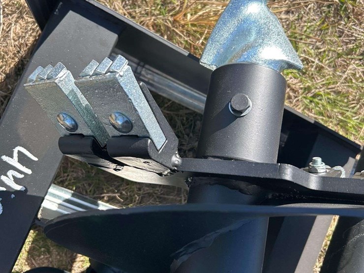 2025-pabreak-auger-bits-and-plate-skid-steer-attachment-image-6