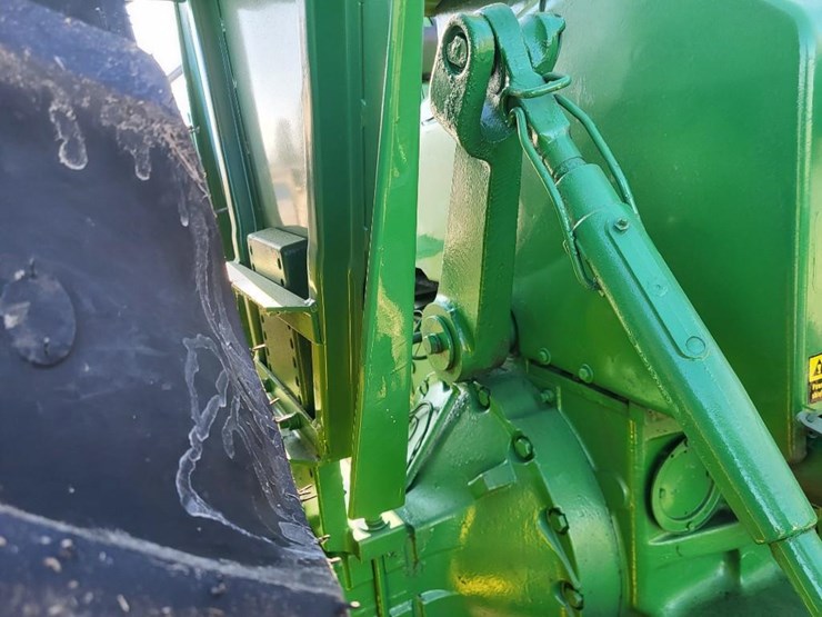 john-deere-4520-image-27