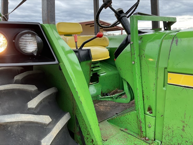 1975-john-deere-4030-image-13