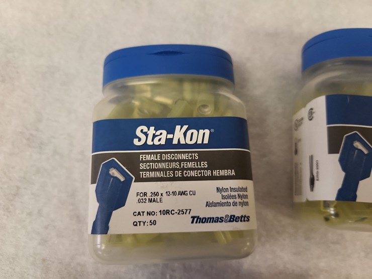 (4)-containers-sta-kon-female-disconnects---tag-#1209-image-4