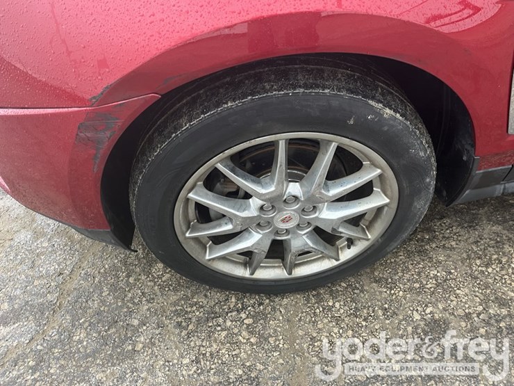 2014-cadillac-srx-image-12