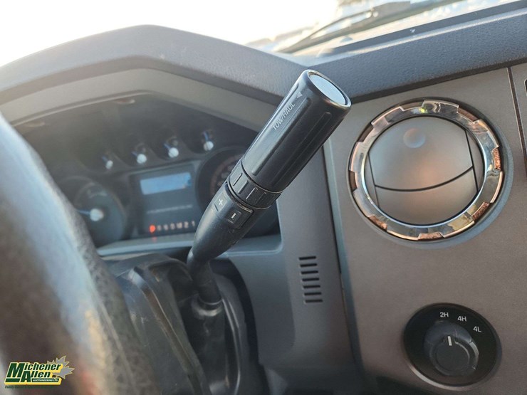 2012-ford-f550-image-22