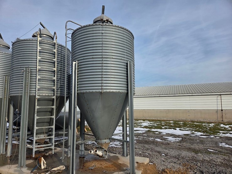 4-ton-hog-slat-feed-bin-#24-image-1