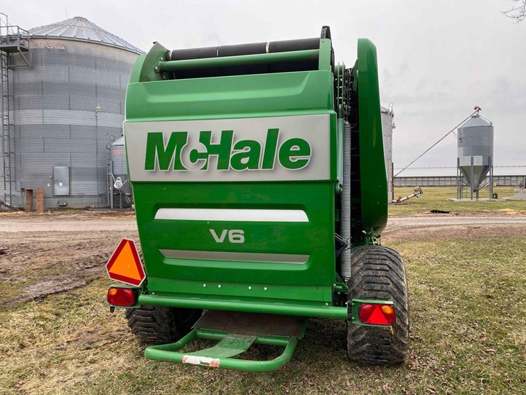 mchale-750-v6-round-baler,-image-3