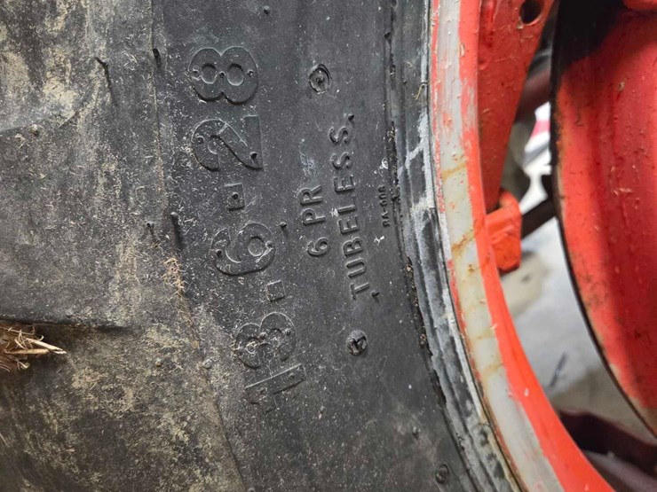 1952-allis-chalmers-wd-tractor-image-16