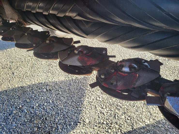 2011-new-holland-h7450-image-18