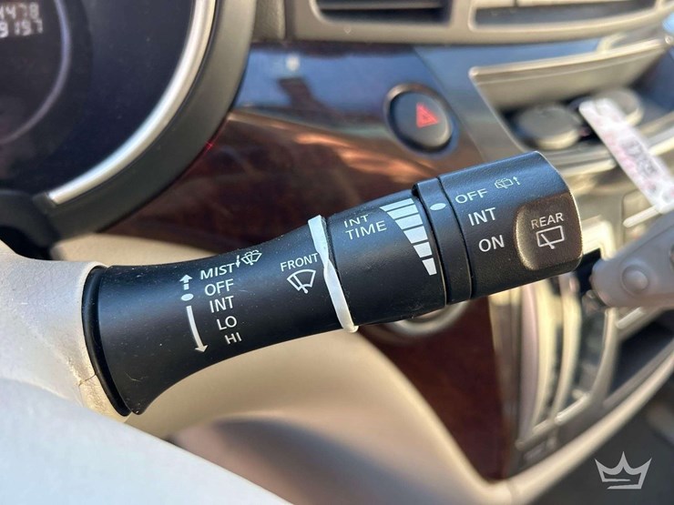 2017-nissan-quest-image-16