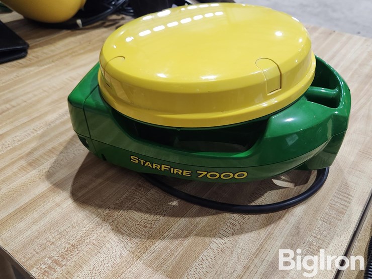 john-deere-starfire-7000-reciever-image-3