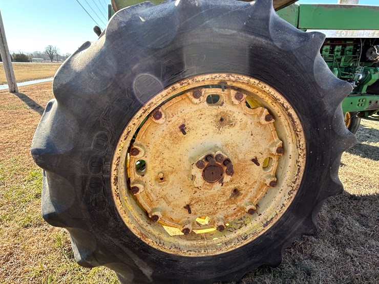 john-deere-4230-image-13