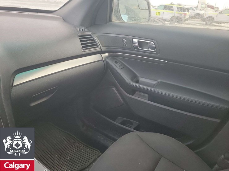 2016-ford-explorer-image-20