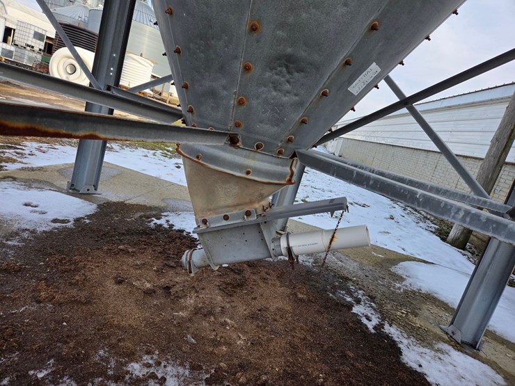 9-ton-ap-feed-bin-image-11