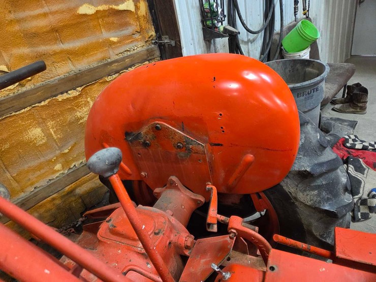 1952-allis-chalmers-wd-tractor-image-15